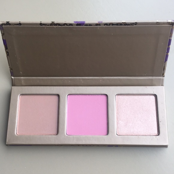 Stila Contouring Kit - Picture 1 of 2